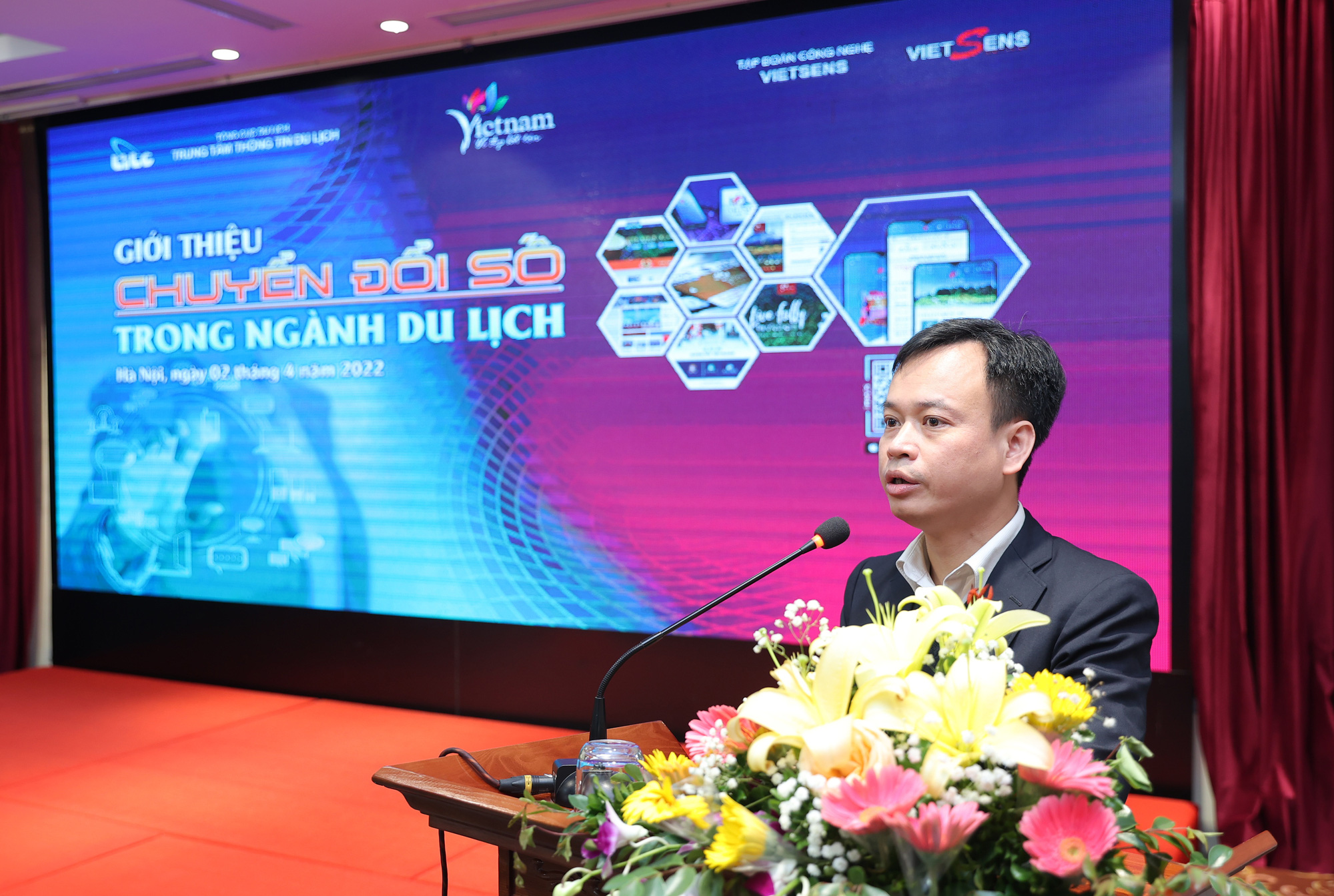 Chuyển đổi số, yêu cầu cấp thiết và là xu hướng tất yếu đối với ngành du lịch - Ảnh 1.