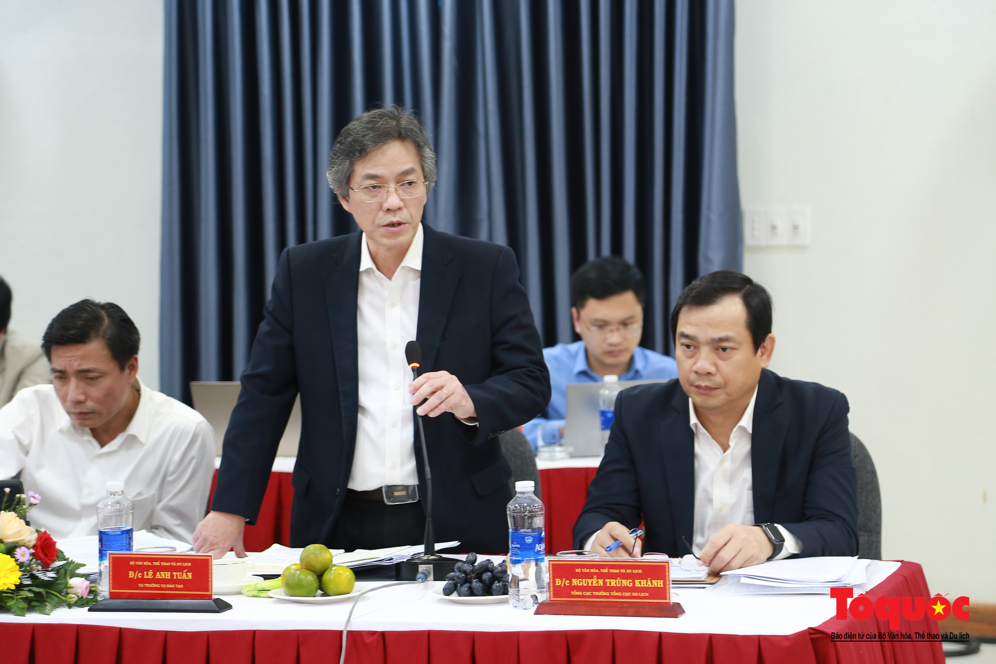Bộ trưởng Nguyễn Văn Hùng làm việc với các đơn vị trực thuộc Bộ tại Thừa Thiên Huế - Ảnh 4.