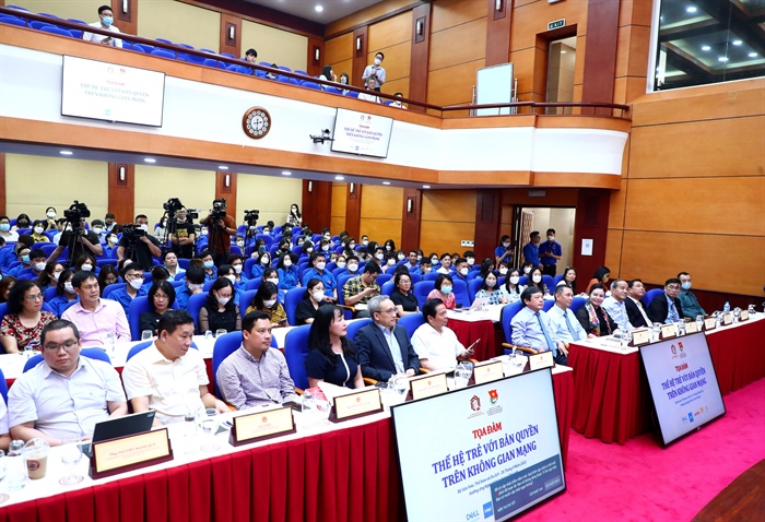 Thế hệ trẻ cần tiên phong trong thực thi bản quyền  - Ảnh 2.