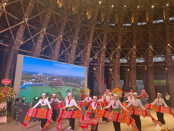Khai thác văn hóa truyền thống dân tộc Mường giữa đại ngàn Cúc Phương thành sản phẩm du lịch đặc trưng - Ảnh 1.