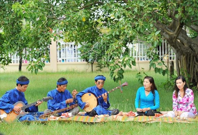 Phát huy giá trị các di sản văn hóa phi vật thể - Ảnh 1.