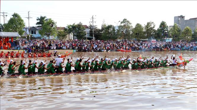 Phát huy giá trị các di sản văn hóa phi vật thể - Ảnh 2.