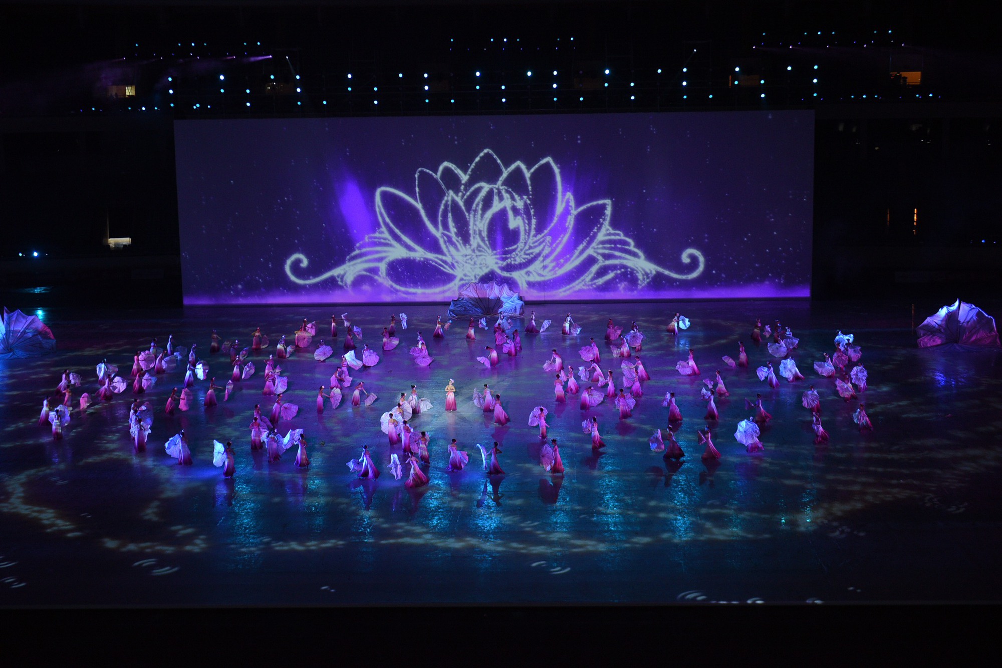 Khai mạc SEA Games 31: Việt Nam và các quốc gia ASEAN cùng tỏa sáng, mạnh mẽ hơn sau đại dịch COVID-19 - Ảnh 5.