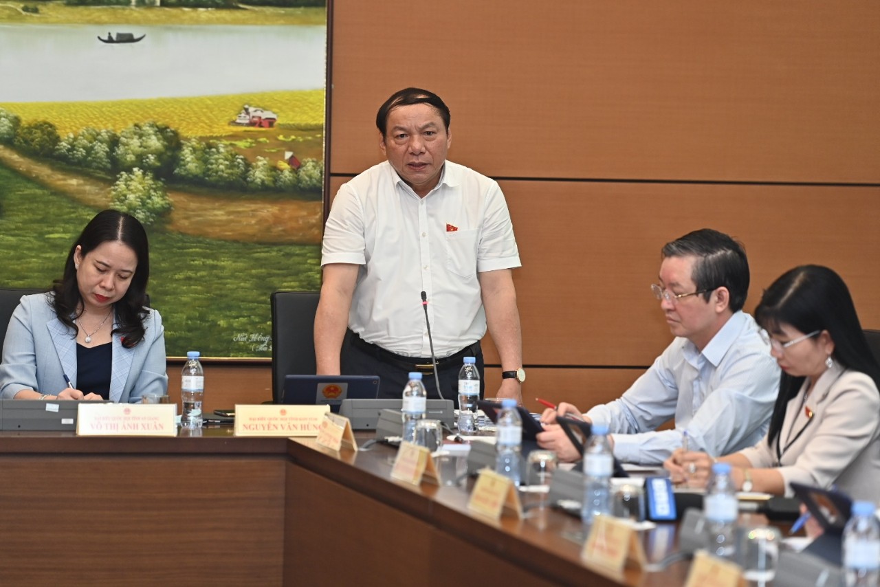 Bộ trưởng Nguyễn Văn Hùng: "Chúng tôi không nhận thành tích SEA Games cho riêng Bộ mình" - Ảnh 1.