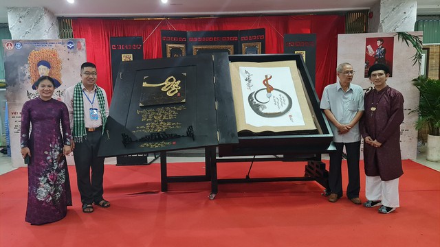 Giới thiệu hình ảnh đất và người Bến Tre qua hội diễn "Tiếng hát hẹn hò 9 dòng sông" - Ảnh 2.