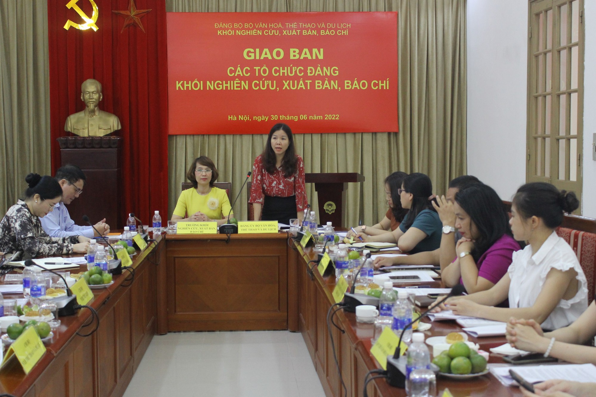 Khối Nghiên cứu, Xuất bản, Báo chí sơ kết công tác Đảng 6 tháng đầu năm 2022 - Ảnh 2.