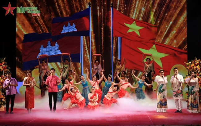 Tổ chức các hoạt động văn hóa, nghệ thuật kỷ niệm 55 năm Ngày thiết lập quan hệ ngoại giao Việt Nam – Campuchia - Ảnh 1.
