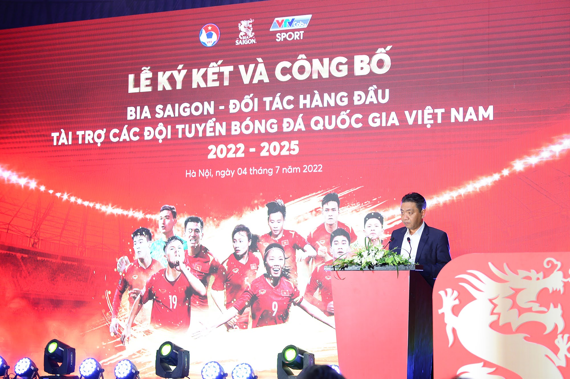 Thứ trưởng Hoàng Đạo Cương đánh giá cao sự hợp tác giữa VFF và đơn vị tài trợ Sabeco - Ảnh 1.