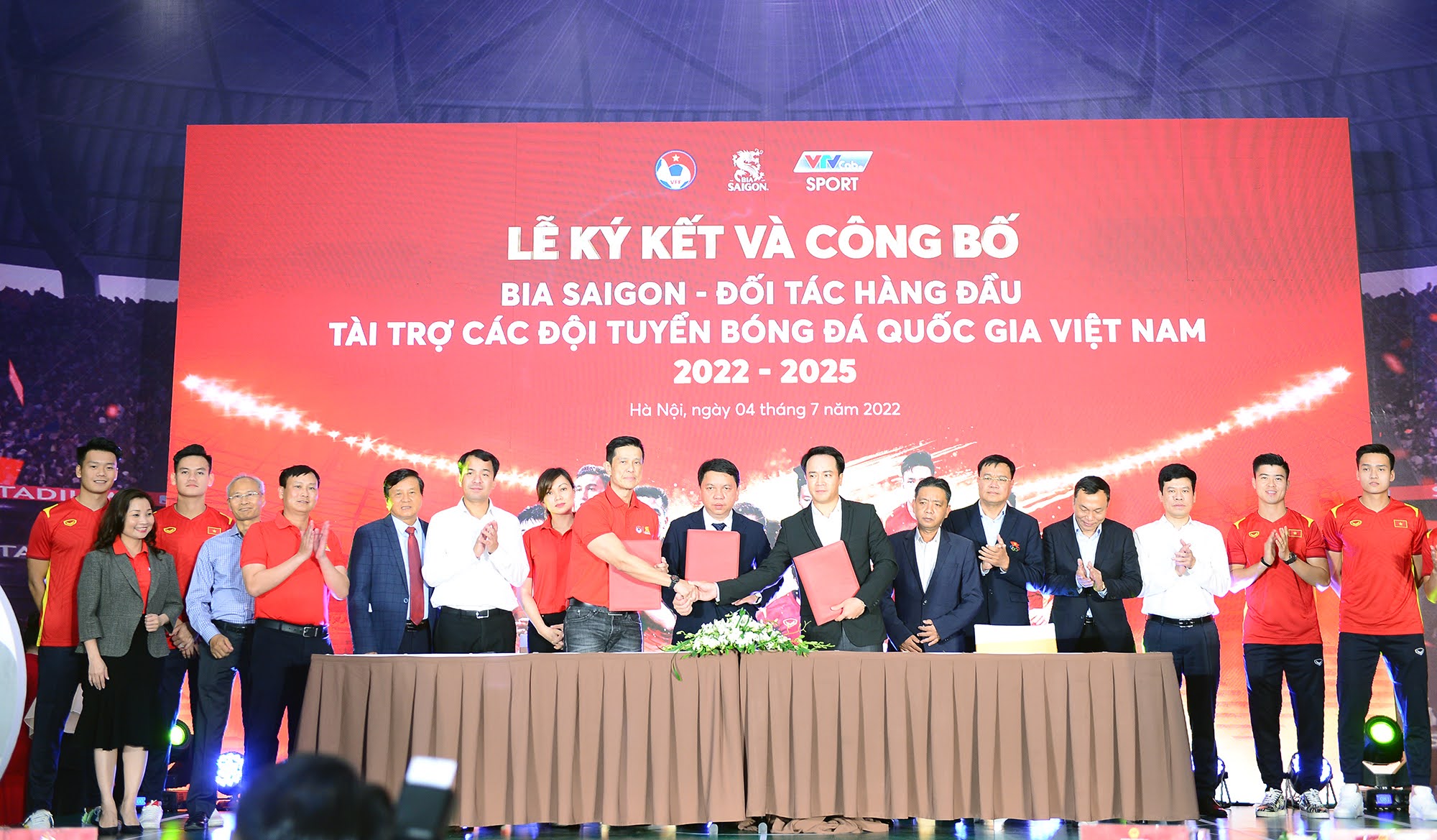 Thứ trưởng Hoàng Đạo Cương đánh giá cao sự hợp tác giữa VFF và đơn vị tài trợ Sabeco - Ảnh 2.