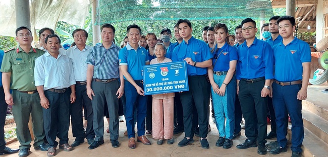 Chương trình thiện nguyện "Dấu ấn thanh niên tại Quảng Trị" năm 2022 do Đoàn Thanh niên Bộ VHTTDL tổ chức - Ảnh 2.