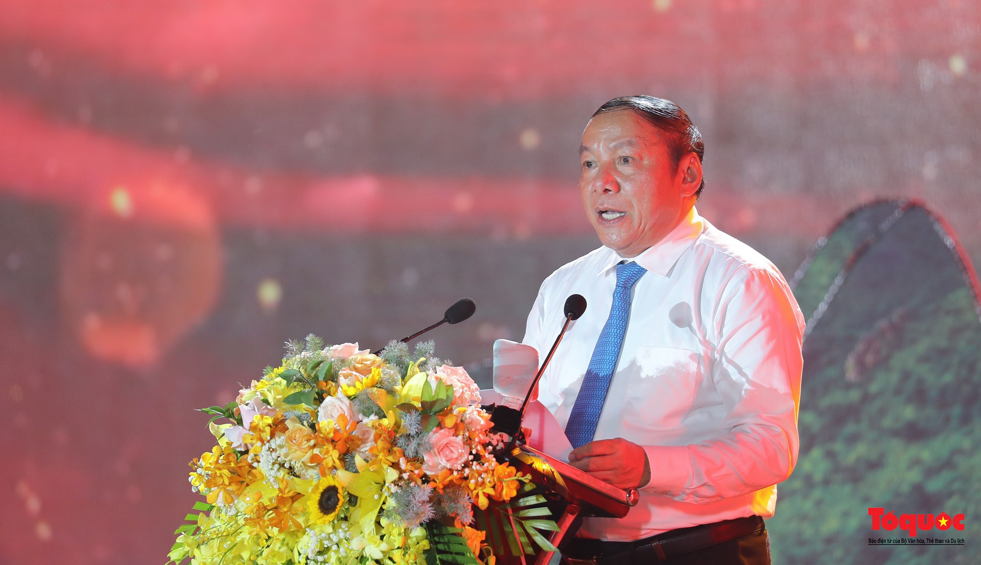 Bộ trưởng Nguyễn Văn Hùng:  "Bản hùng ca bất diệt" là khúc tráng ca kính dâng các anh hùng liệt sĩ dịp 27/7 - Ảnh 2.