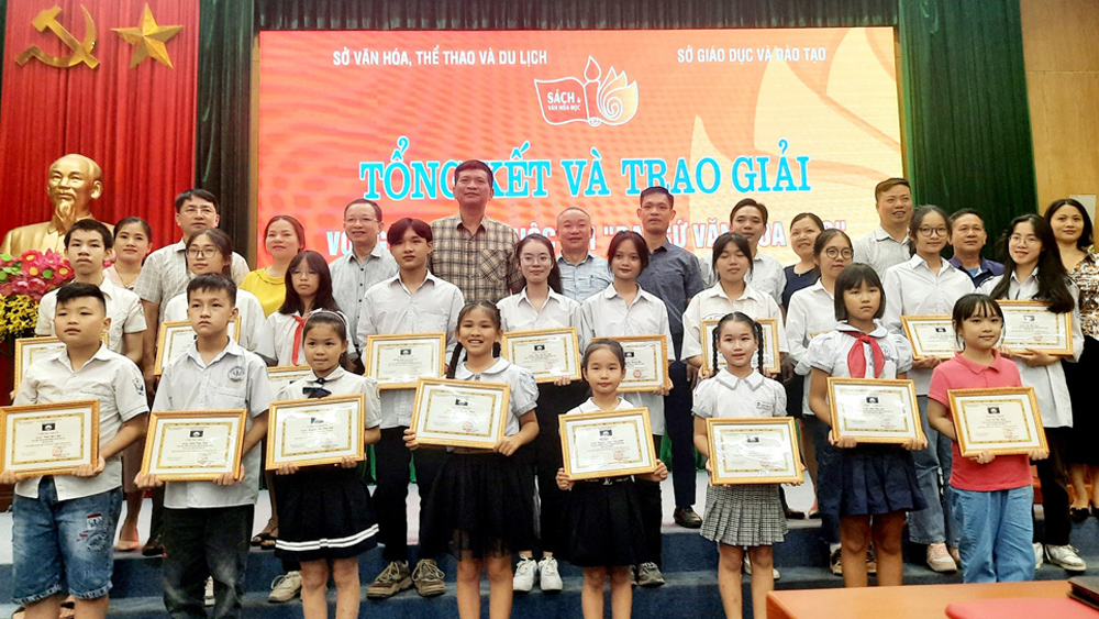 Bắc Giang: 20 tác giả được tặng Giải "Đại sứ văn hóa đọc" - Ảnh 3.