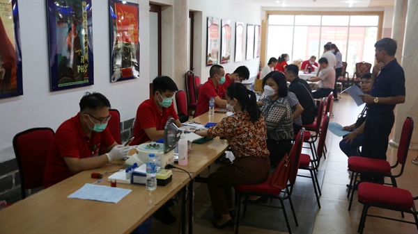 Công đoàn Bộ Văn hóa, Thể thao và Du lịch tổ chức hoạt động hiến máu tình nguyện - Ảnh 1.