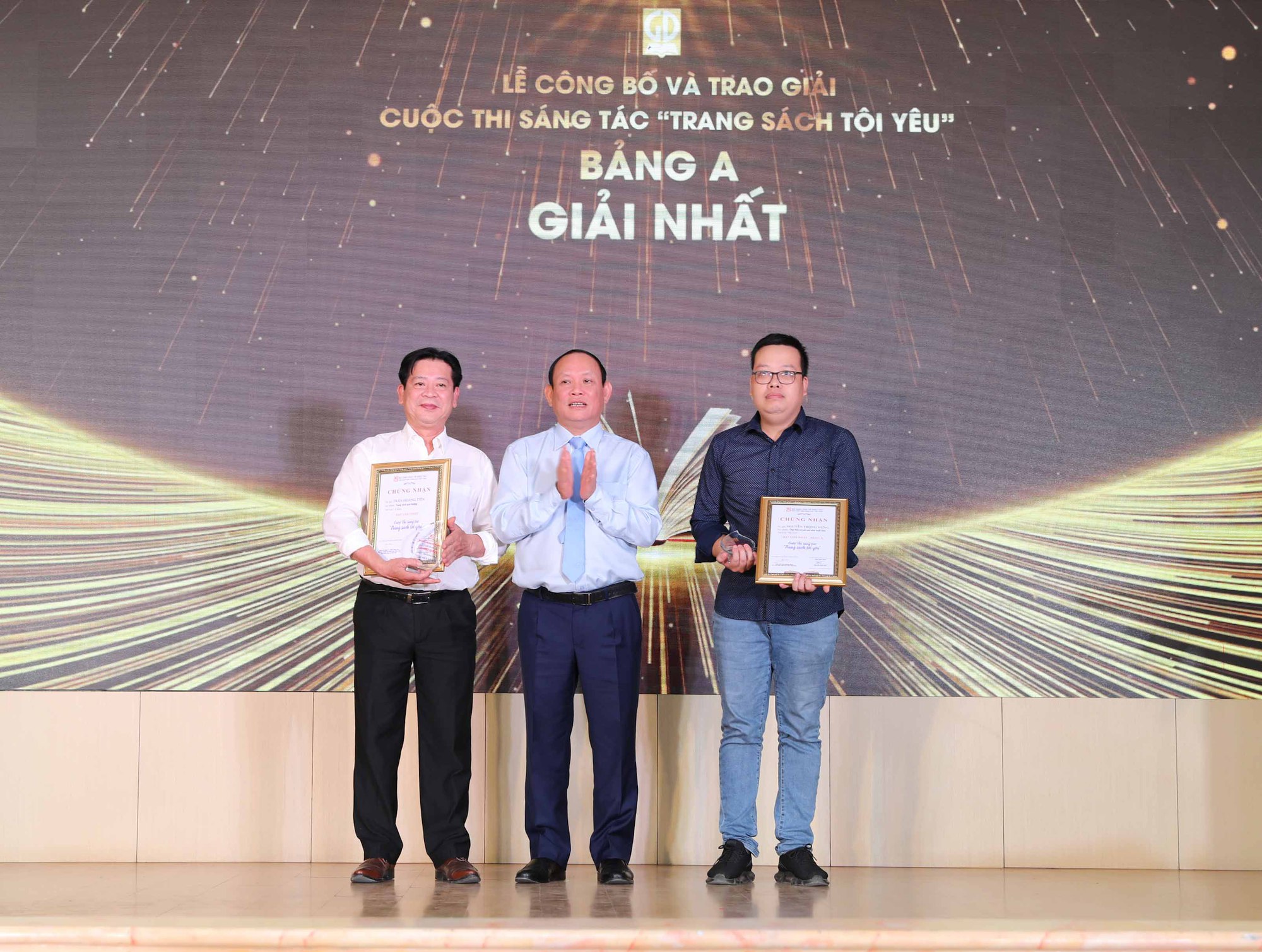 Trao giải cuộc thi sáng tác “Trang sách tôi yêu” - Ảnh 2.