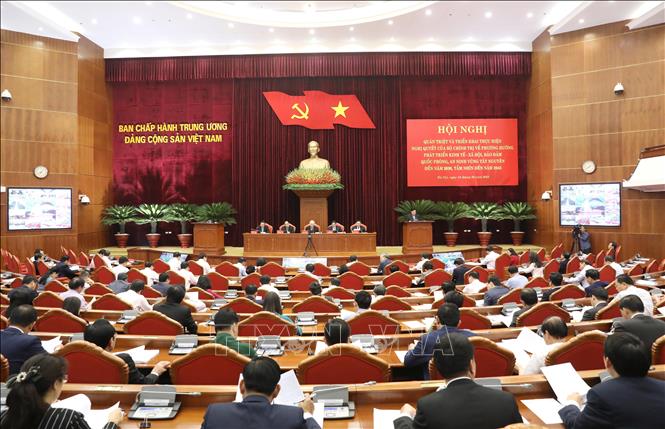 Hội nghị quán triệt, triển khai Nghị quyết phát triển Vùng Tây Nguyên đến năm 2030, tầm nhìn 2045 - Ảnh 2.