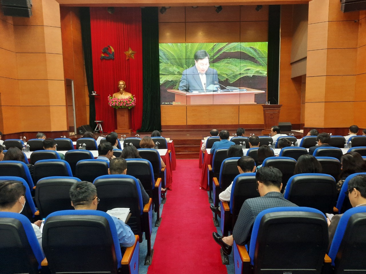 Hội nghị quán triệt, triển khai Nghị quyết phát triển Vùng Tây Nguyên đến năm 2030, tầm nhìn 2045 - Ảnh 3.