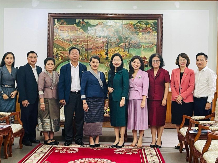 Bộ VHTTDL sẵn sàng chia sẻ, hỗ trợ kinh nghiệm phát triển thư viện cộng đồng ở Lào - Ảnh 3.