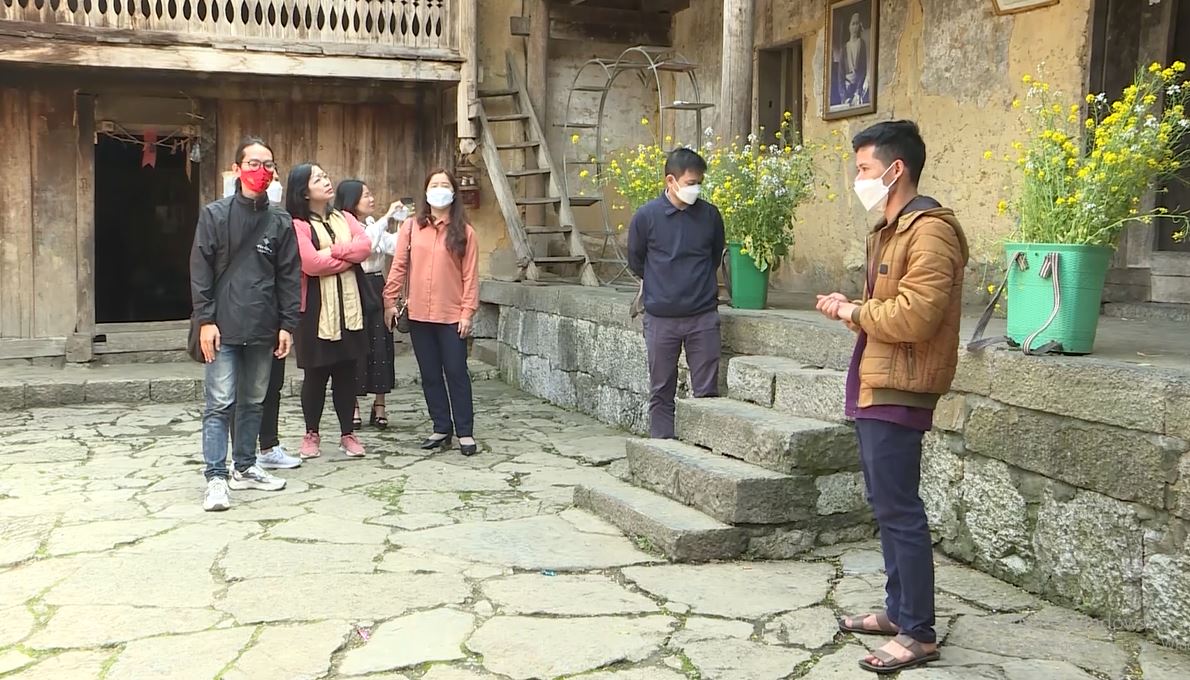 Hà Giang đẩy mạnh thực hiện văn minh du lịch - Ảnh 3.