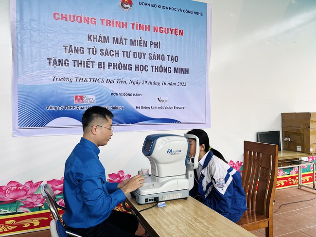 Đoàn Thanh niên Bộ tổ chức Chương trình nghệ thuật phục vụ nhân dân vùng sâu, vùng xa và Lễ ra quân tình nguyện mùa Đông năm 2022 tại Cao Bằng - Ảnh 6.