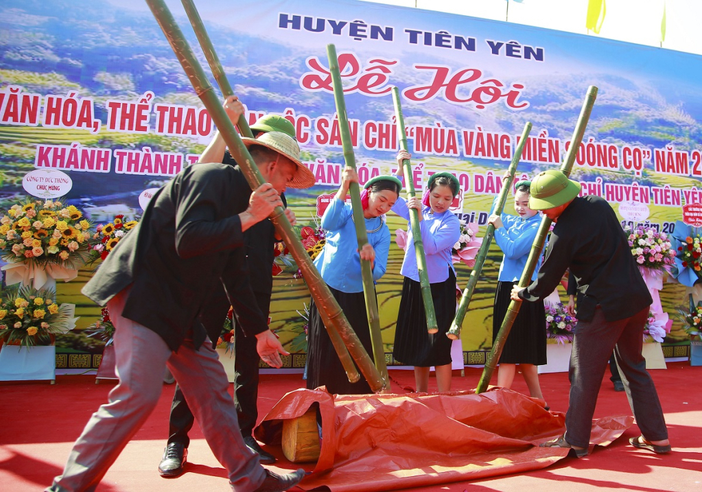 Du lịch Quảng Ninh với chiều sâu văn hóa dân tộc - Ảnh 1.