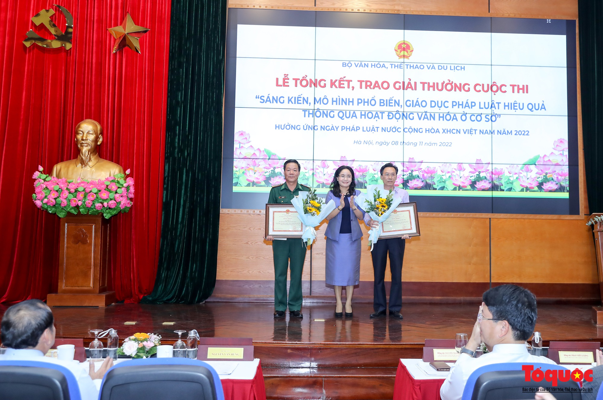 Trao giải cuộc thi “Sáng kiến, mô hình phổ biến, giáo dục pháp luật hiệu quả thông qua hoạt động văn hóa ở cơ sở” - Ảnh 10.