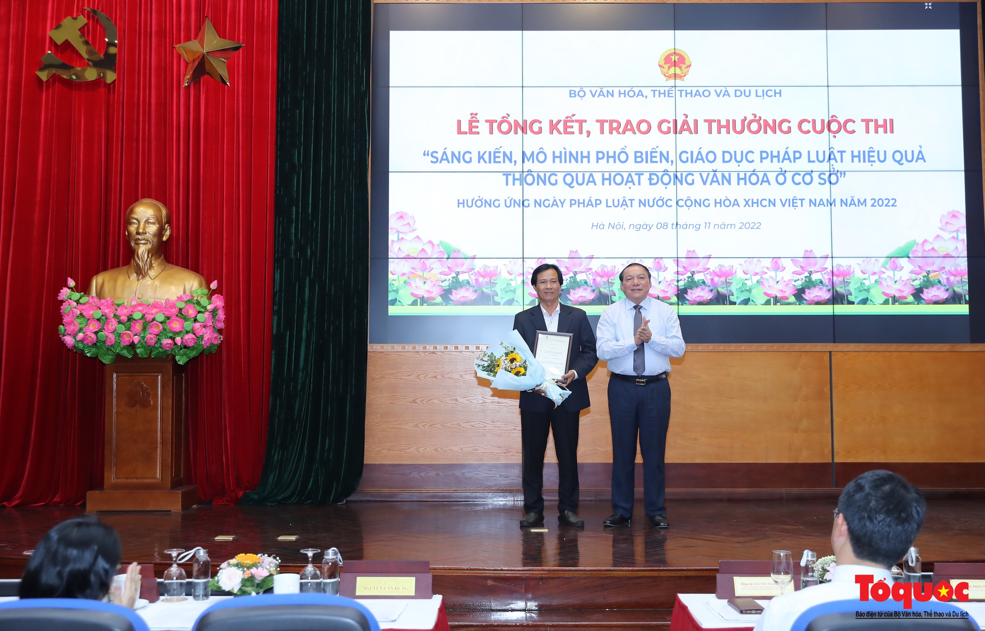 Trao giải cuộc thi “Sáng kiến, mô hình phổ biến, giáo dục pháp luật hiệu quả thông qua hoạt động văn hóa ở cơ sở” - Ảnh 6.