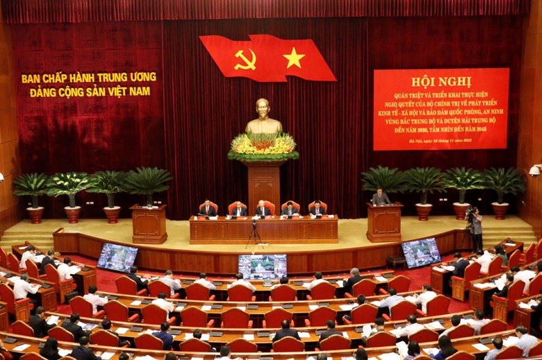 Phát triển toàn diện văn hóa - xã hội vùng Bắc Trung bộ và duyên hải Trung bộ - Ảnh 1.