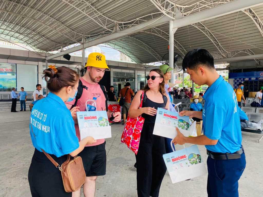 Quảng Ninh:  Phát triển du lịch xanh bền vững - Ảnh 1.