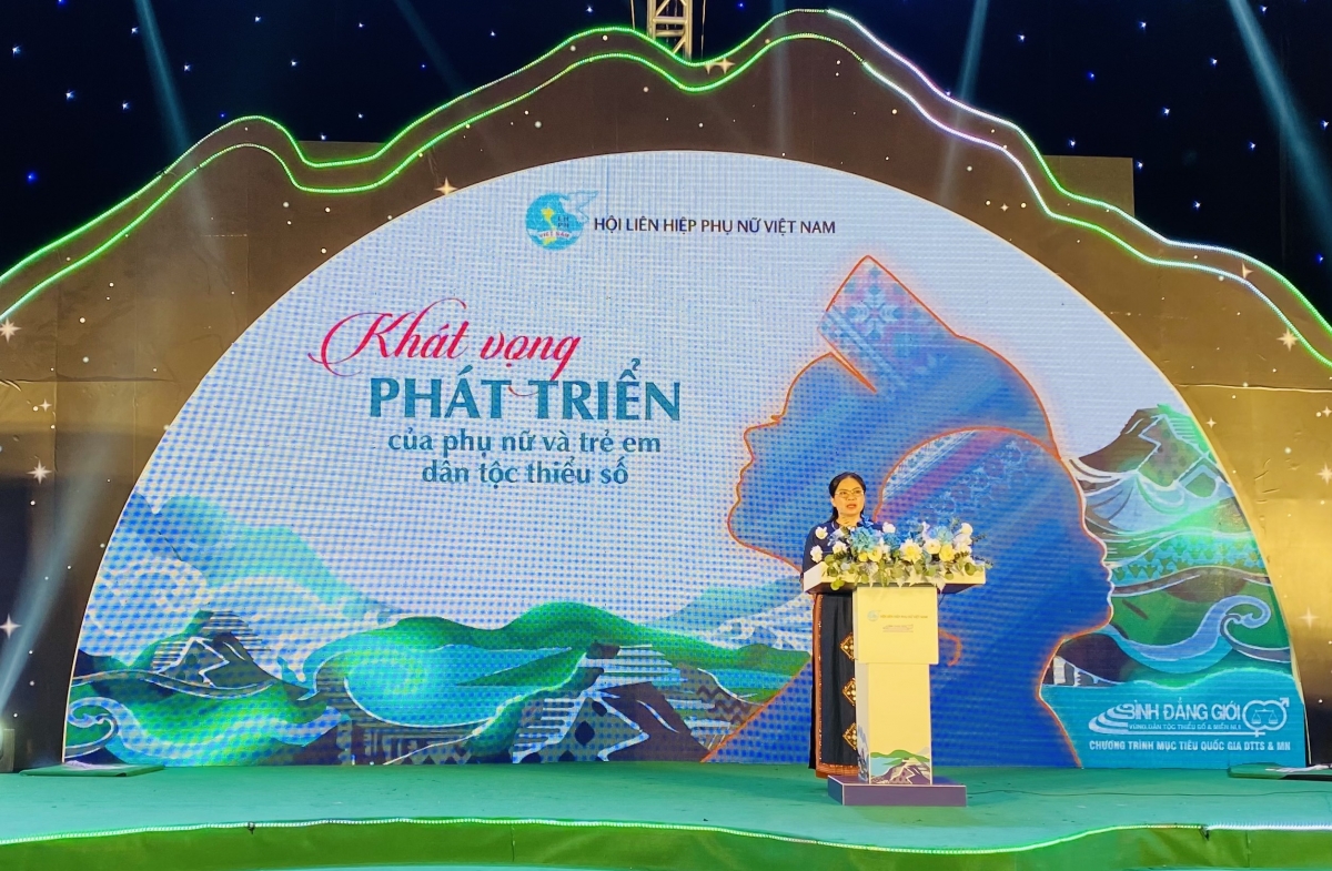 Khơi dậy "Khát vọng phát triển của phụ nữ và trẻ em dân tộc thiểu số”   - Ảnh 1.
