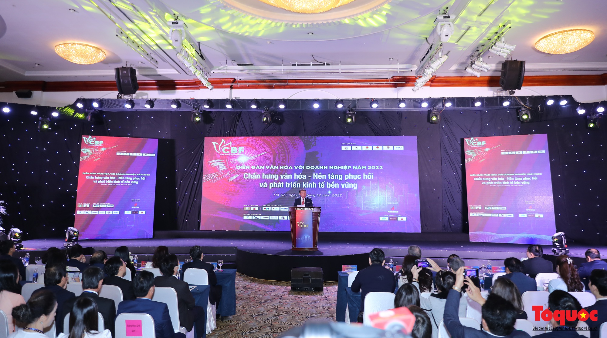Toàn cảnh Diễn đàn quốc gia thường niên "Văn hóa với Doanh nghiệp" lần thứ hai năm 2022 - Ảnh 1.