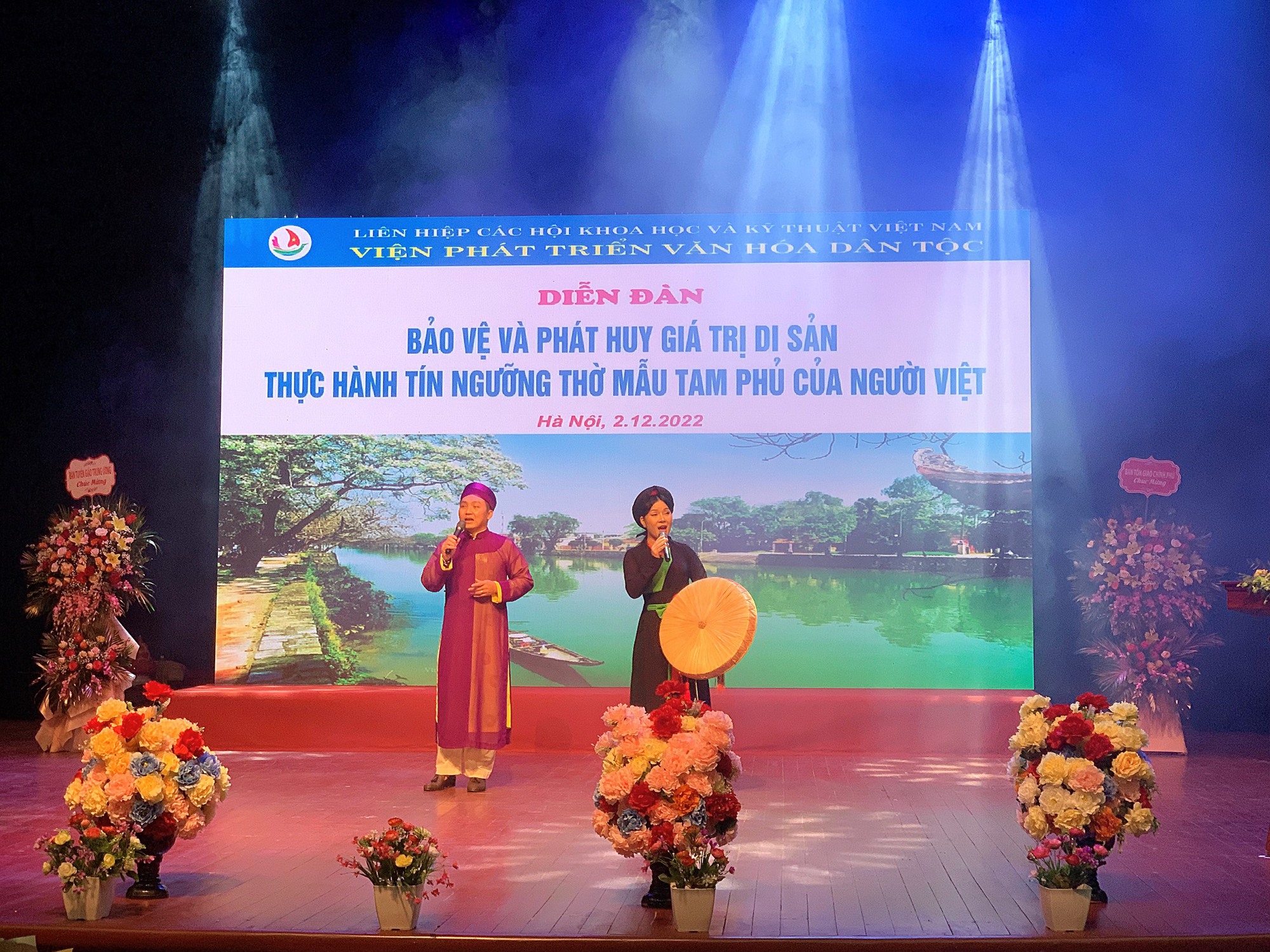 Tín ngưỡng thờ Mẫu Tam phủ - di sản văn hóa phi vật thể tiêu biểu của người Việt - Ảnh 1.