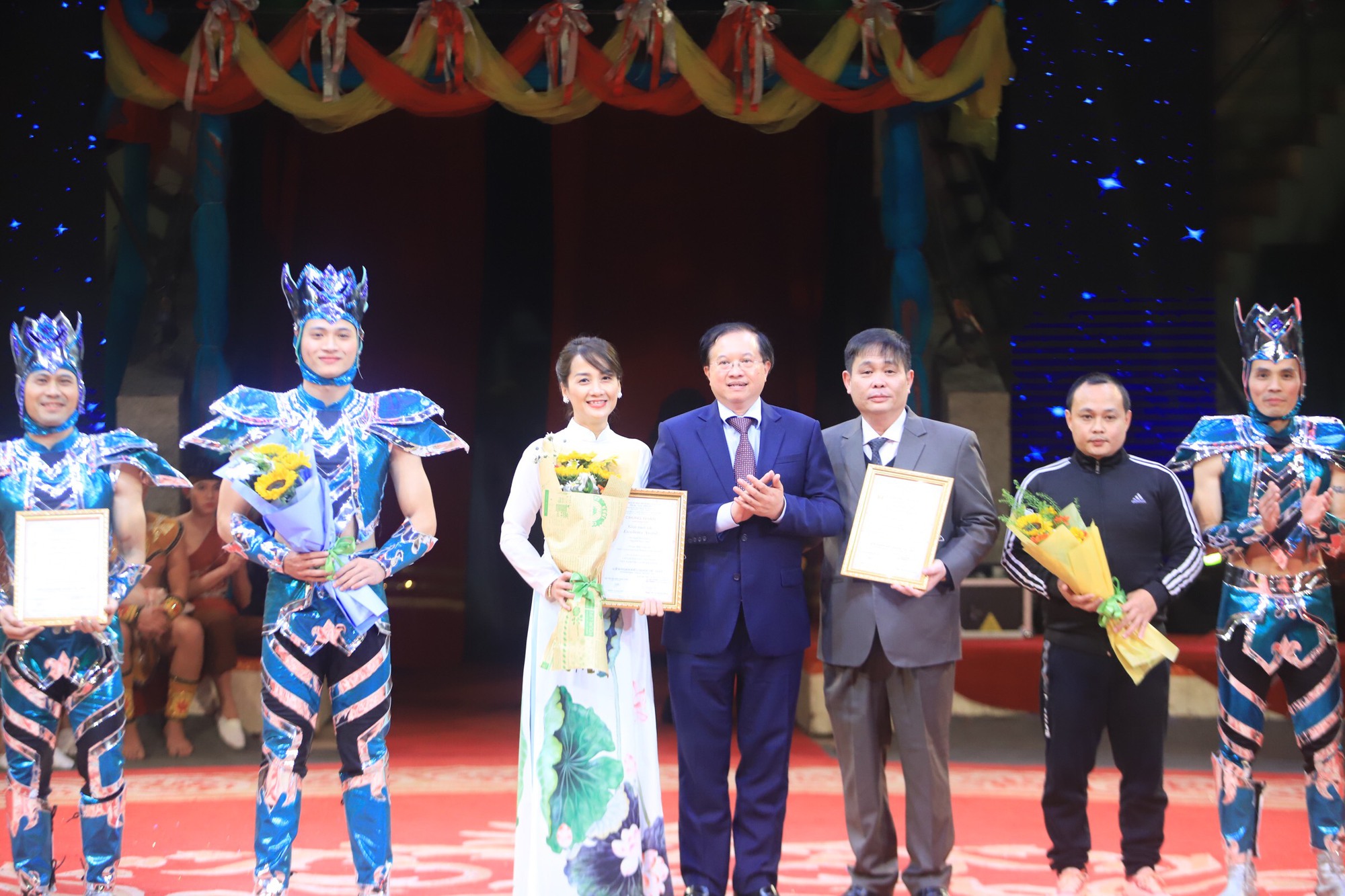 Bế mạc và trao giải Liên hoan Xiếc quốc tế - 2022: Xiếc Việt Nam giành 03 Huy chương Vàng  - Ảnh 3.