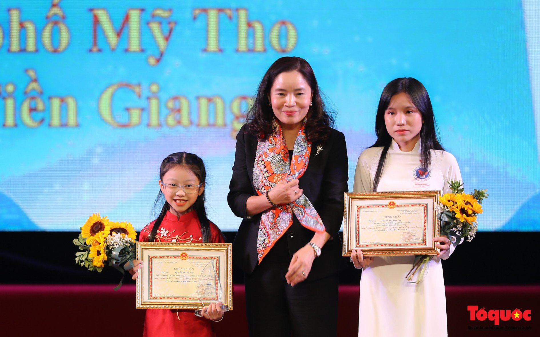 Điểm báo hoạt động ngành Văn hóa, Thể thao và Du lịch ngày 2/12/2022
