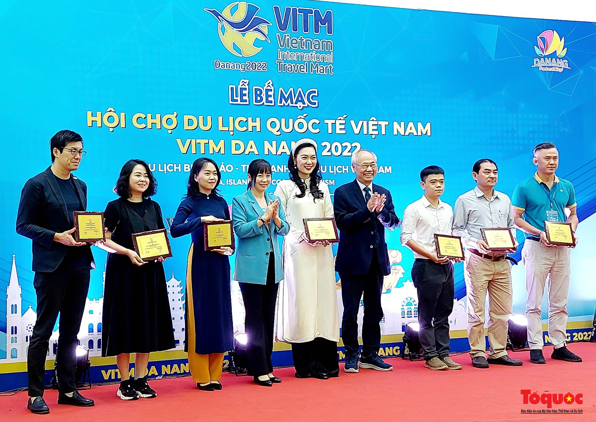 Hơn 3.600 lượt mua bán, trao đổi tại Hội chợ Du lịch quốc tế Đà Nẵng 2022 - Ảnh 3.