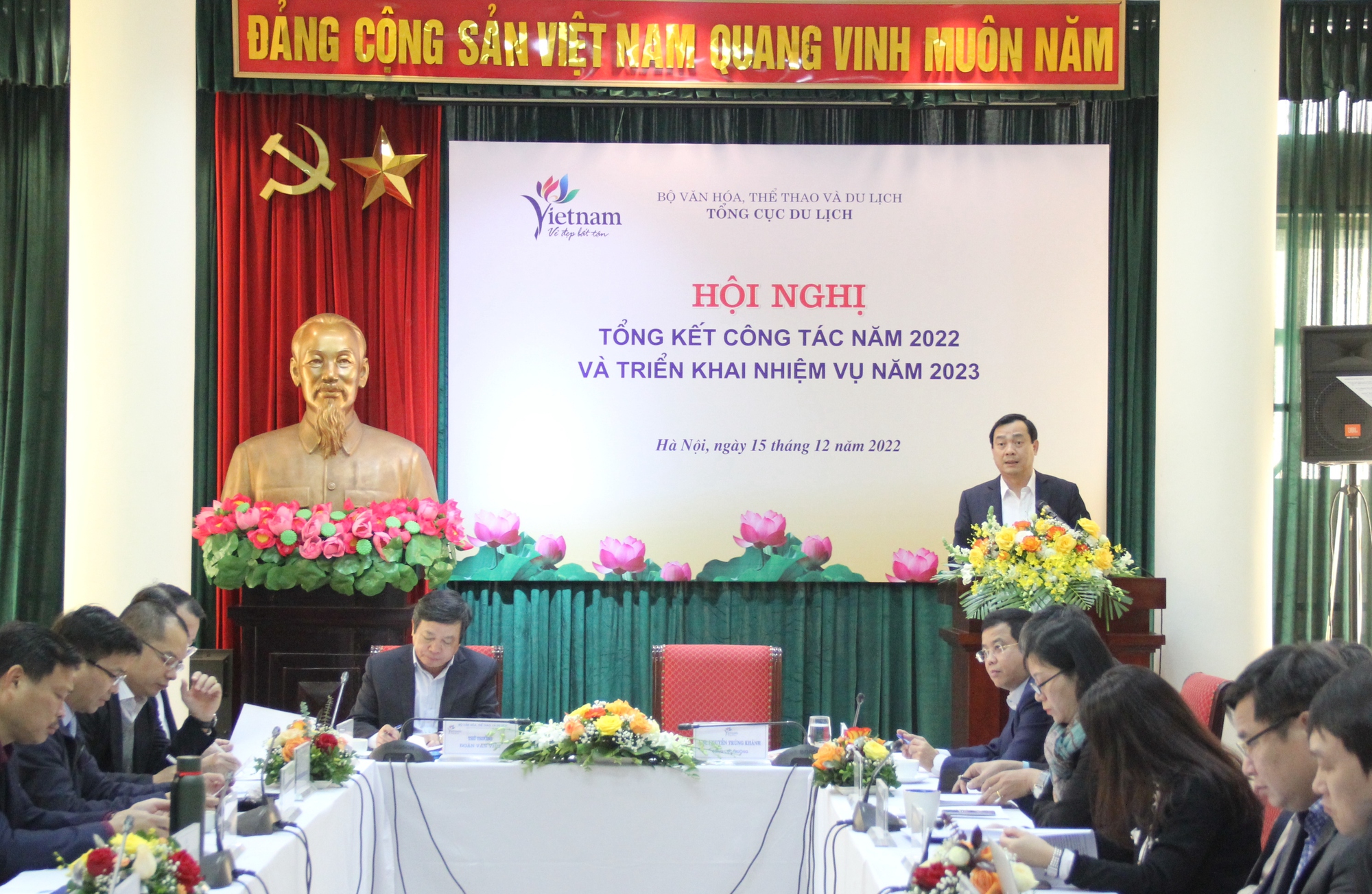 Du lịch Việt Nam trở lại "ngoạn mục" sau đại dịch Covid-19 - Ảnh 4.