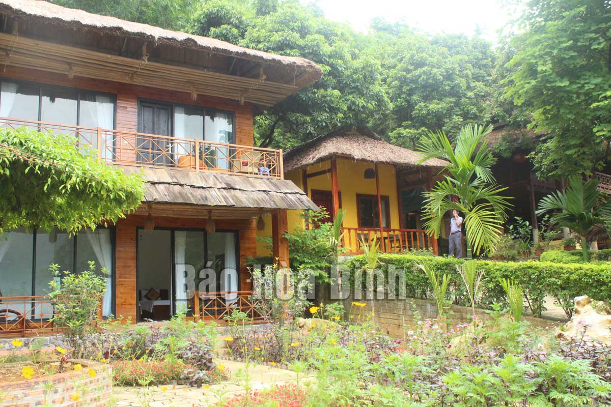 Hòa Bình: Thúc đẩy phát triển nguồn nhân lực du lịch - Ảnh 1.