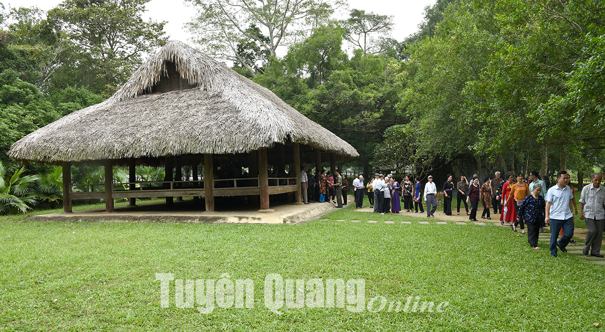 Tuyên Quang: Chủ động đón làn sóng du lịch đầu năm - Ảnh 1.