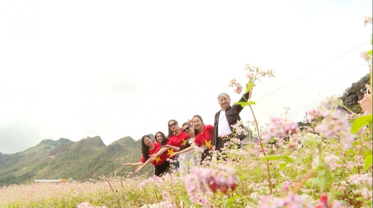 Du lịch Hà Giang biến khó khăn thành cơ hội phát triển - Ảnh 2.