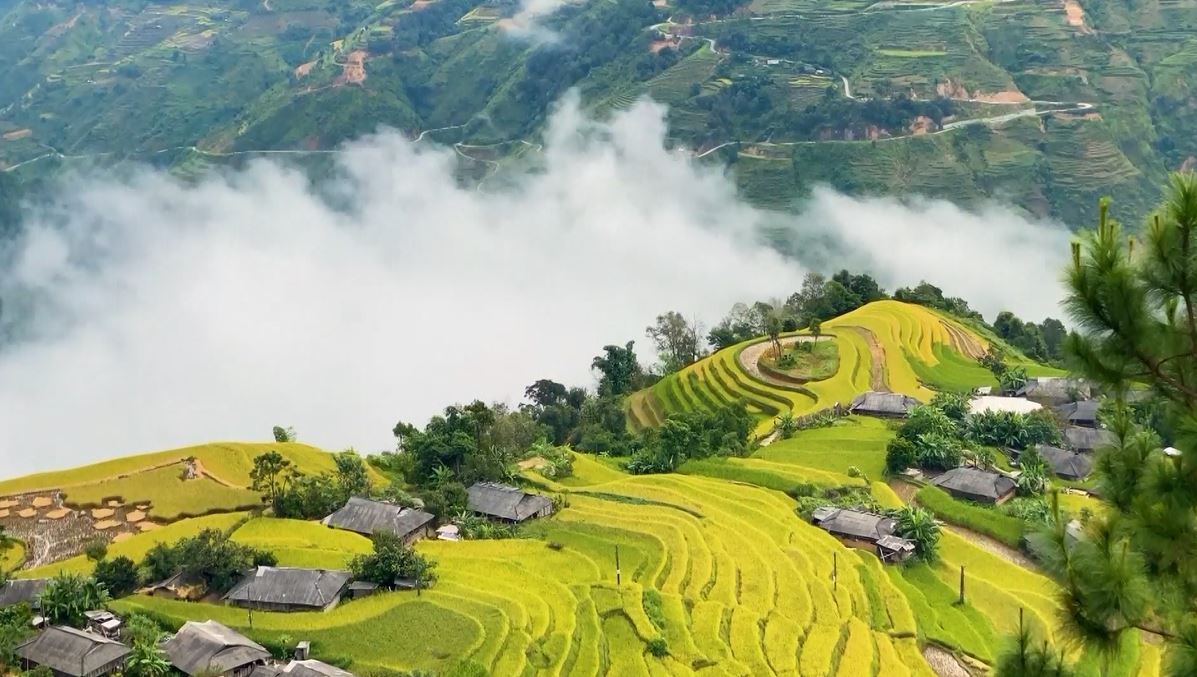 Du lịch Hà Giang biến khó khăn thành cơ hội phát triển - Ảnh 1.