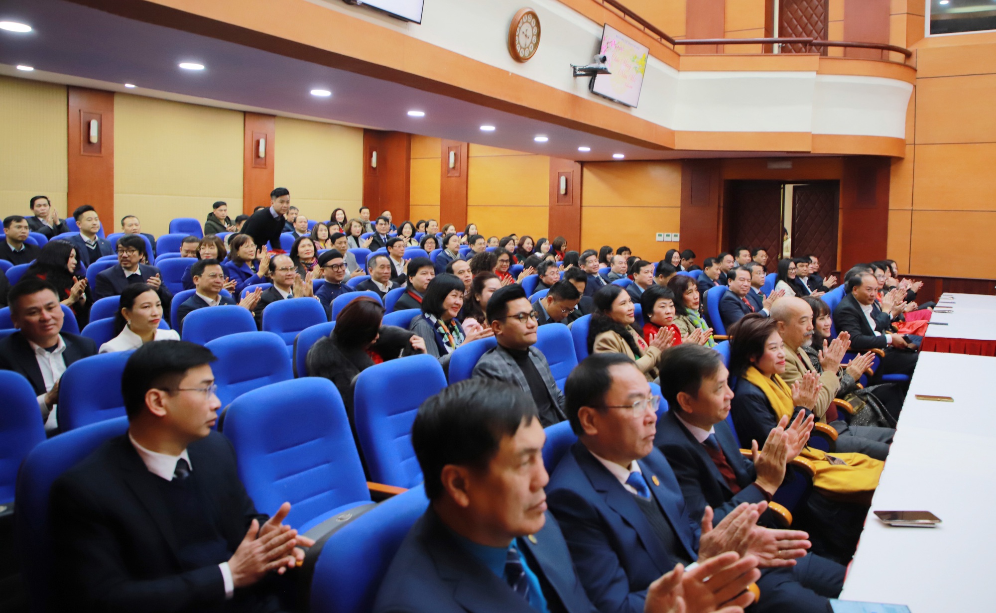 Bộ trưởng Nguyễn Văn Hùng: "Nỗ lực đưa con thuyền văn hoá, thể thao du lịch cán đích như mục tiêu đề ra" - Ảnh 5.