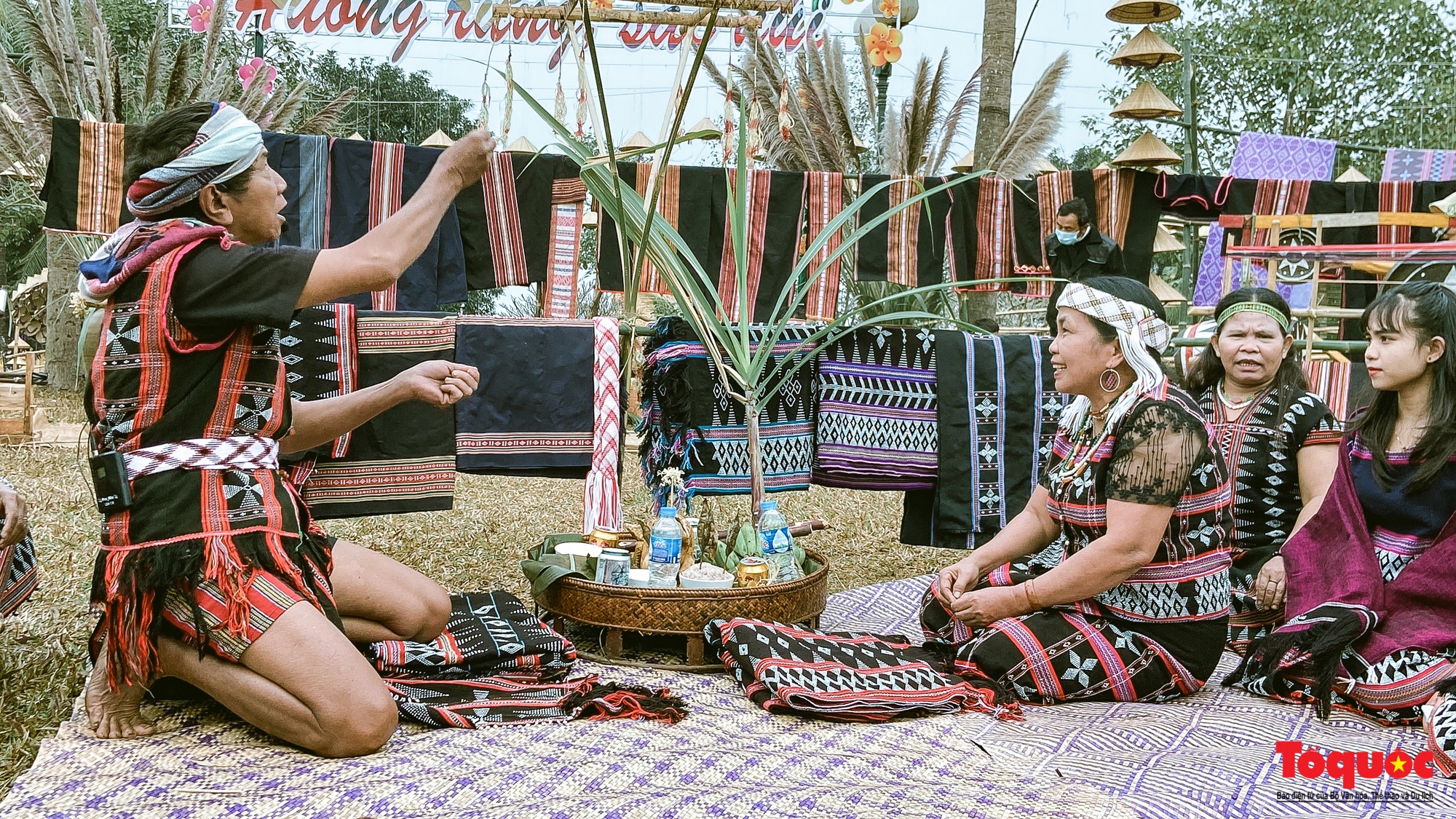 Kế thừa và phát triển những giá trị cốt lõi của Đề cương về văn hóa Việt Nam năm 1943 - Ảnh 4.