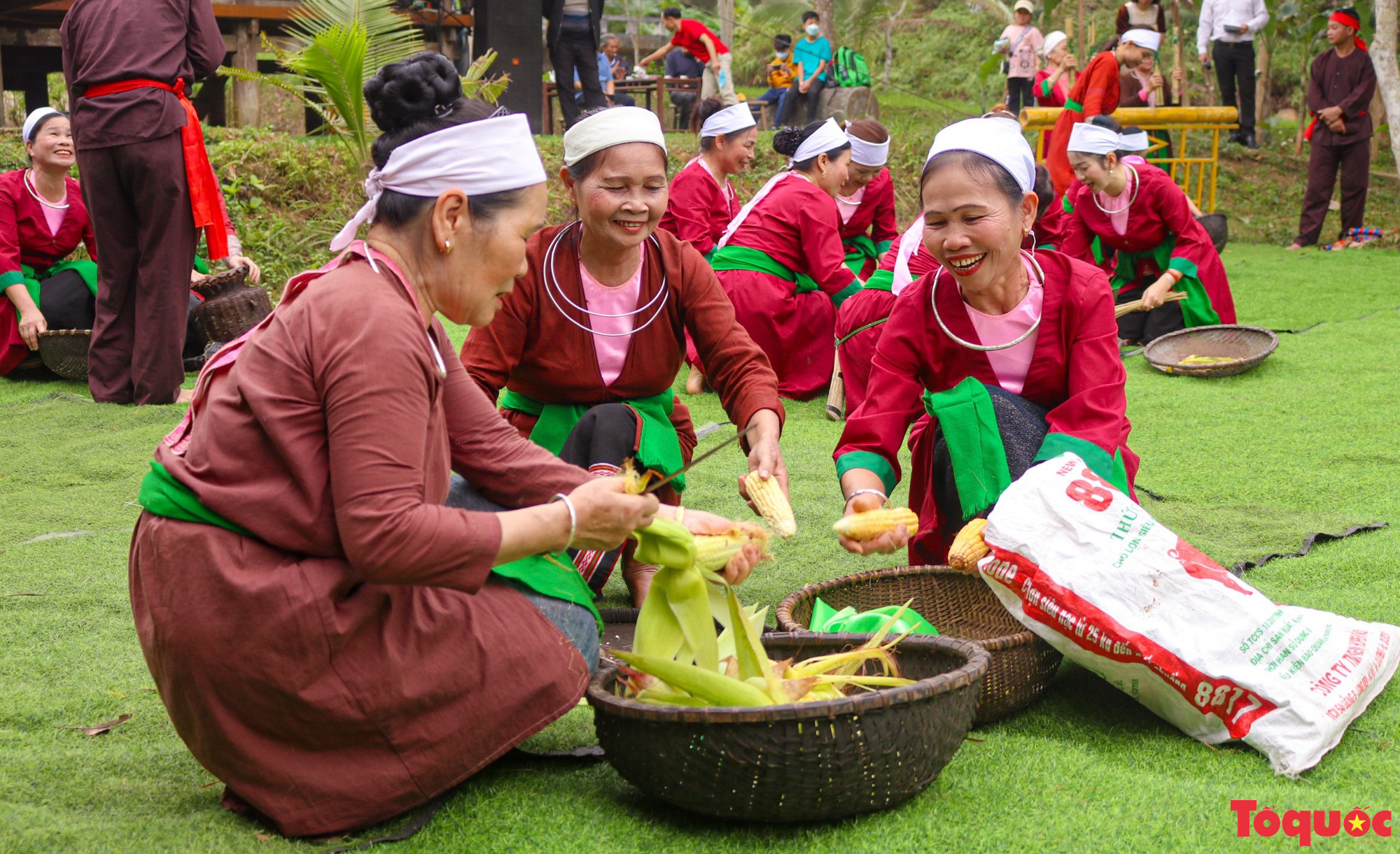 "Chậm đò ho" - nghi thức đậm bản sắc văn hóa của dân tộc Thổ - Ảnh 2.