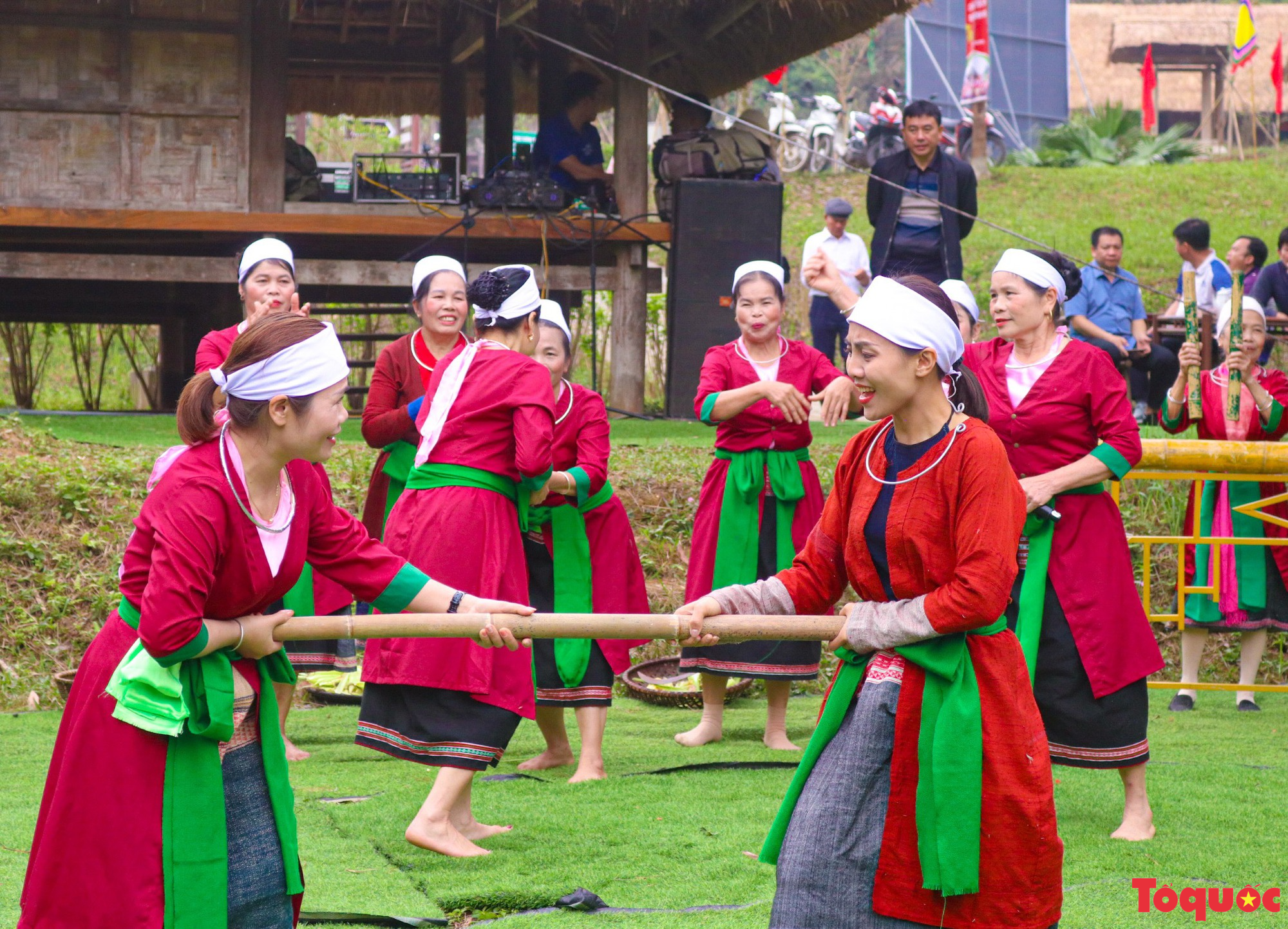 "Chậm đò ho" - nghi thức đậm bản sắc văn hóa của dân tộc Thổ - Ảnh 8.