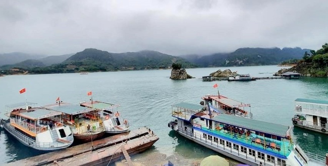 Hòa Bình: Kết quả triển khai thực hiện các Quy hoạch, Kế hoạch phát triển du lịch - Ảnh 1.