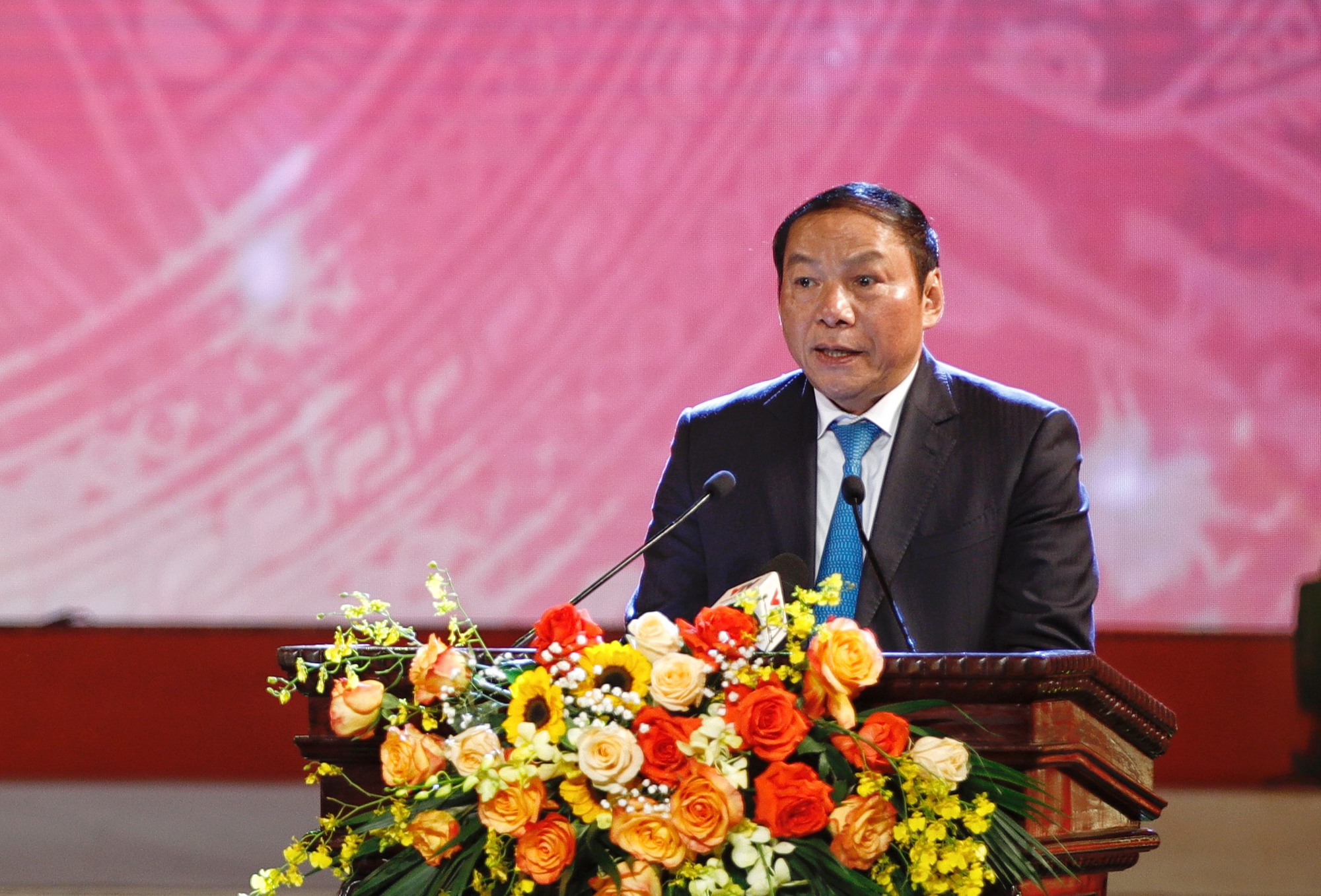 Toàn văn bài phát biểu của Bộ trưởng Nguyễn Văn Hùng tại Chương trình nghệ thuật "Đề cương về văn hóa Việt Nam – Những dấu ấn lịch sử" - Ảnh 1.
