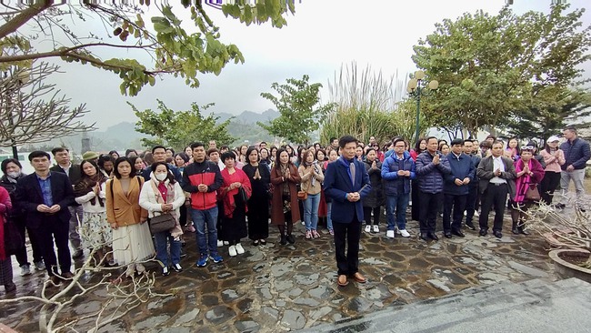 Hội nghị triển khai công tác nữ công năm 2023 và Lễ mít tinh kỷ niệm 113 năm Ngày Quốc tế Phụ nữ 8.3 - Ảnh 6.