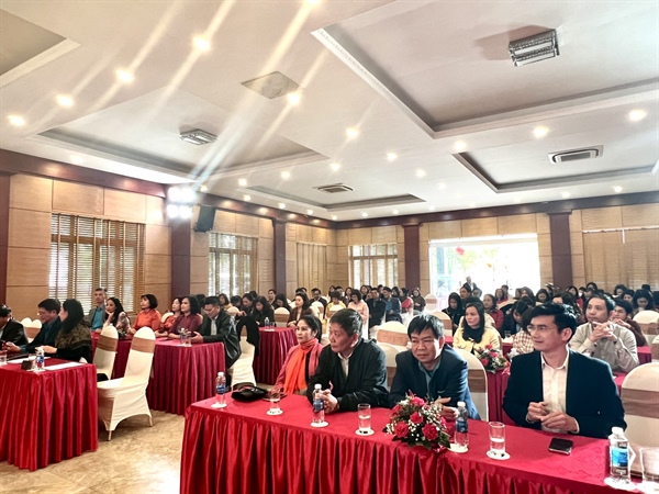 Chị em phụ nữ Bộ VHTTDL "Giỏi việc nước, đảm việc nhà" - Ảnh 2.