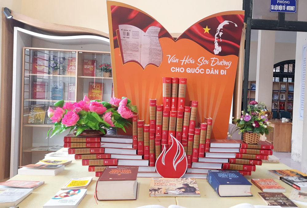 Thư viện tỉnh Bắc Giang trưng bày hơn 600 tài liệu kỷ niệm 80 năm ra đời "Đề cương về văn hóa Việt Nam" - Ảnh 3.