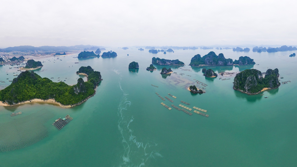 Quảng Ninh: Tăng sức hấp dẫn từ các sản phẩm du lịch biển đảo mới - Ảnh 3.