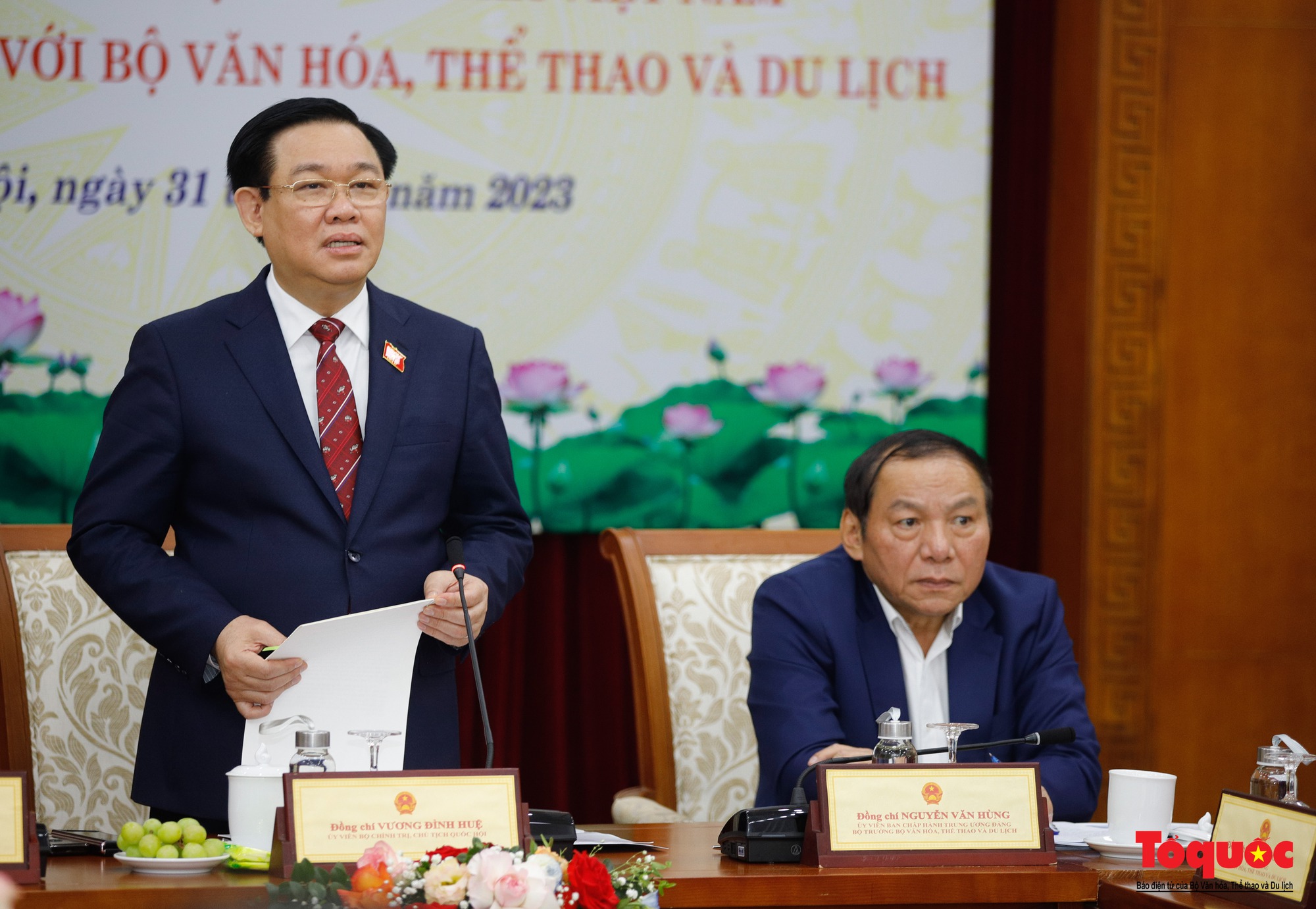 Chùm ảnh: Chủ tịch Quốc hội làm việc với Bộ Văn hóa, Thể thao và Du lịch - Ảnh 12.